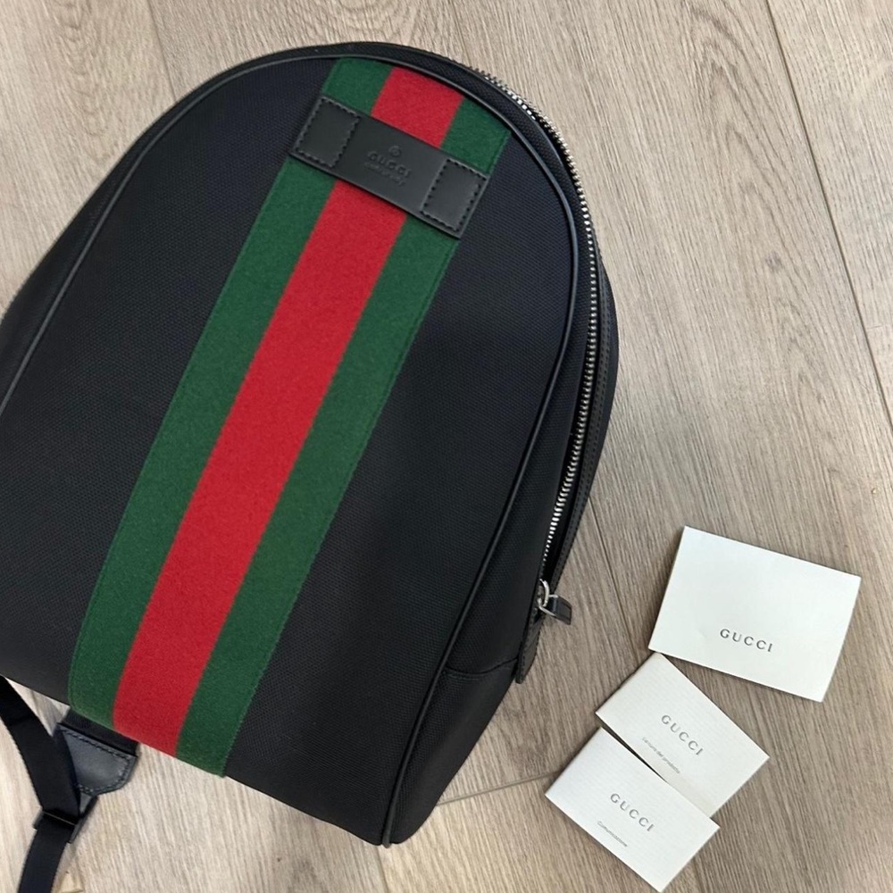 Brand new authentic GUCCI Black Backpack with Gucci logo with receipts